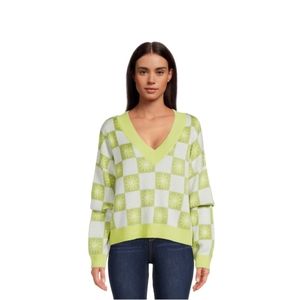Madden NYC Green Retro Floral Check Print Cropped Sweater‎